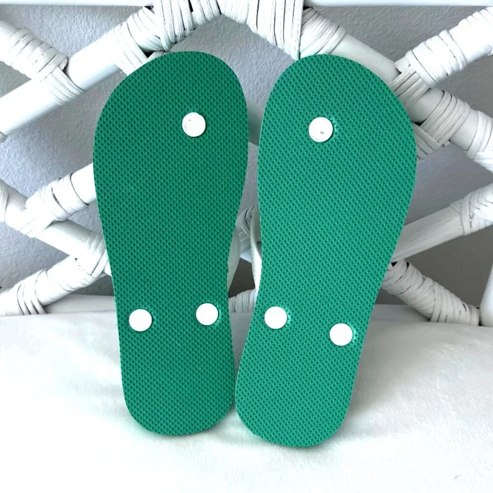 Old Navy Girls Green White Daisy Floral Print Flip Flop Sandals Size M 1-2 NWOT